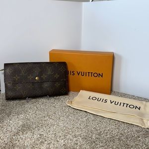 Louie Vuitton Wallet